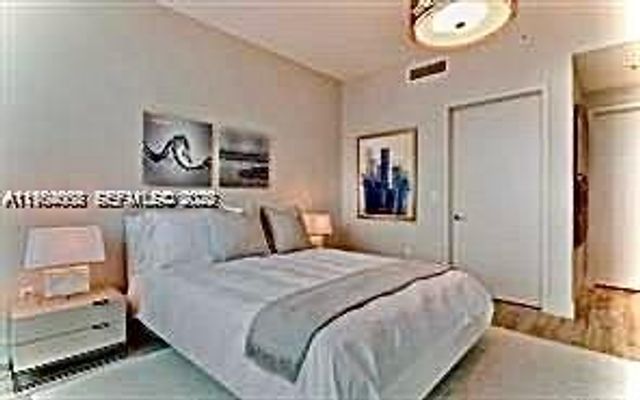 17111 Biscayne Blvd 2305, North Miami Beach, FL 33160