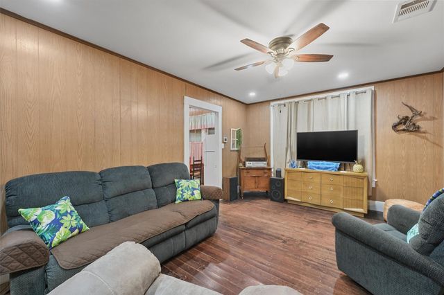 2212 32nd Street, Galveston, TX 77550