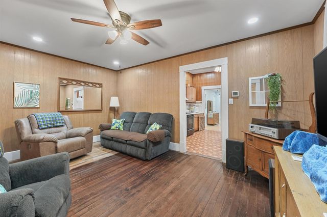 2212 32nd Street, Galveston, TX 77550