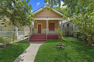 2212 32nd Street, Galveston, TX 77550