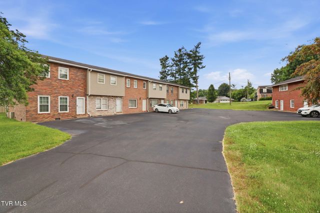 3539 Netherland Inn Road 9, Kingsport, TN 37660
