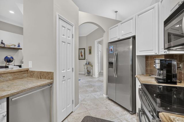 7670 JASMINE Court, West Palm Beach, FL 33412