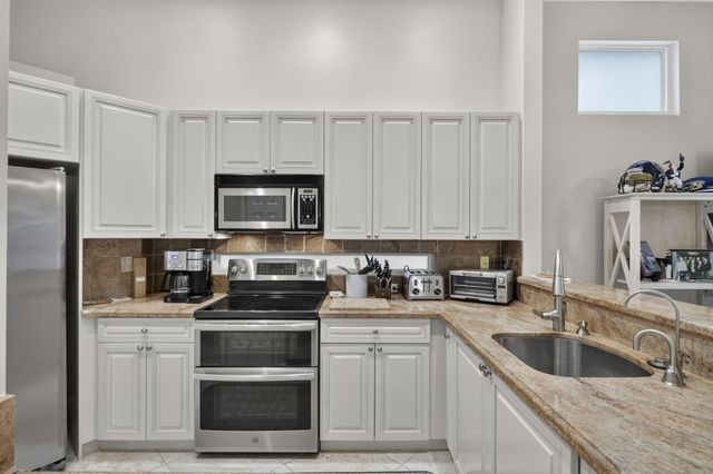 7670 JASMINE Court, West Palm Beach, FL 33412