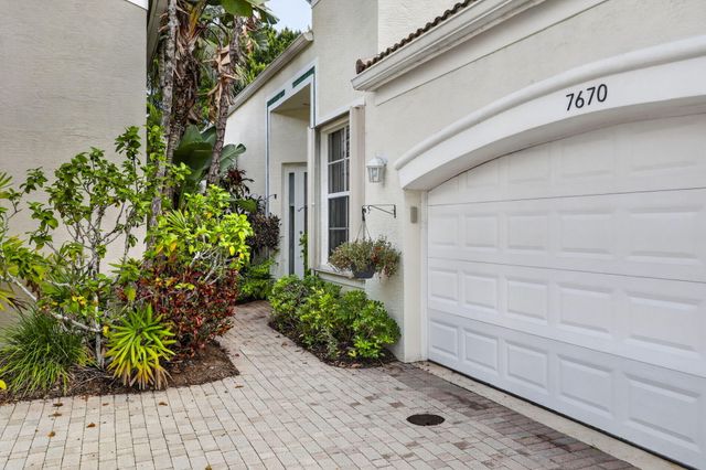 7670 JASMINE Court, West Palm Beach, FL 33412