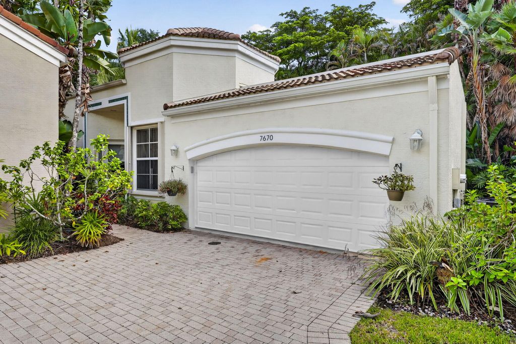 7670 JASMINE Court, West Palm Beach, FL 33412