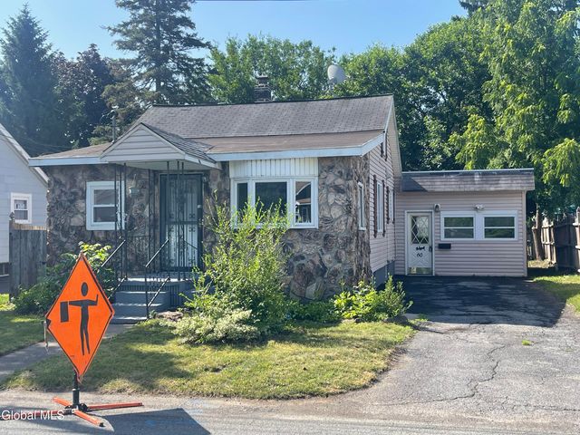 60 Woodlawn Street, Rotterdam, NY 12306