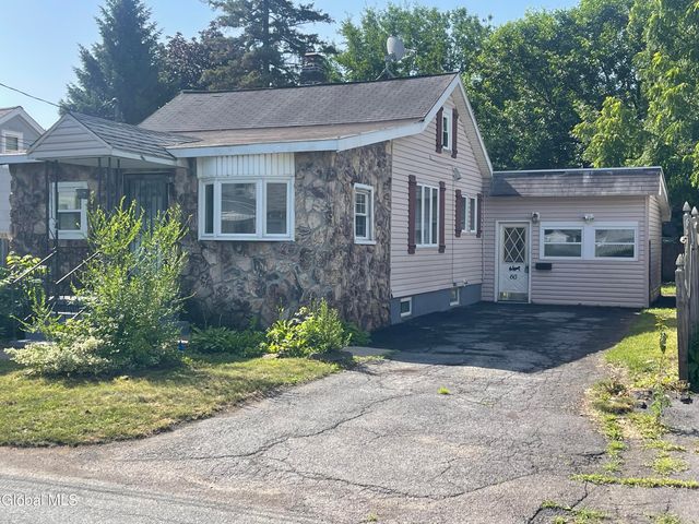 60 Woodlawn Street, Rotterdam, NY 12306