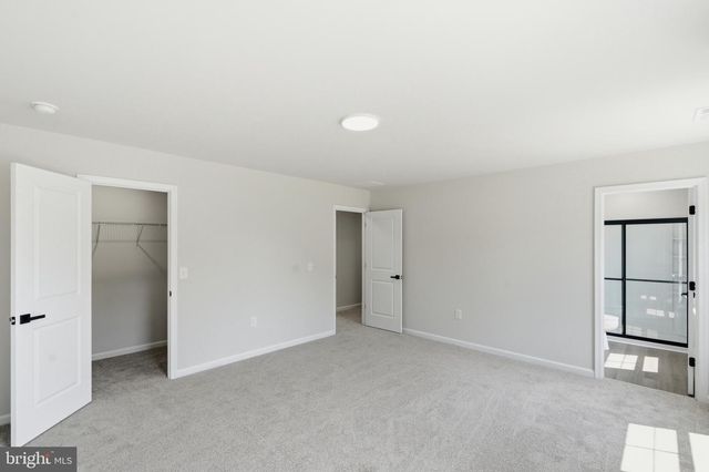 105 DUNBAR ST, Glassboro, NJ 08028