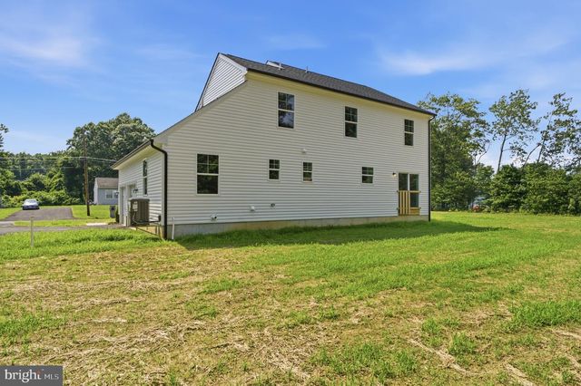 105 DUNBAR ST, Glassboro, NJ 08028
