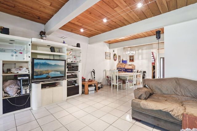 19232 NE 25th Avenue 221b, Miami, FL 33180