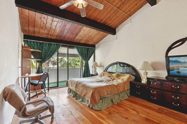 19232 NE 25th Avenue 221b, Miami, FL 33180