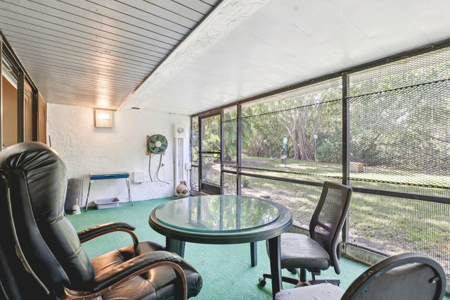 19232 NE 25th Avenue 221b, Miami, FL 33180