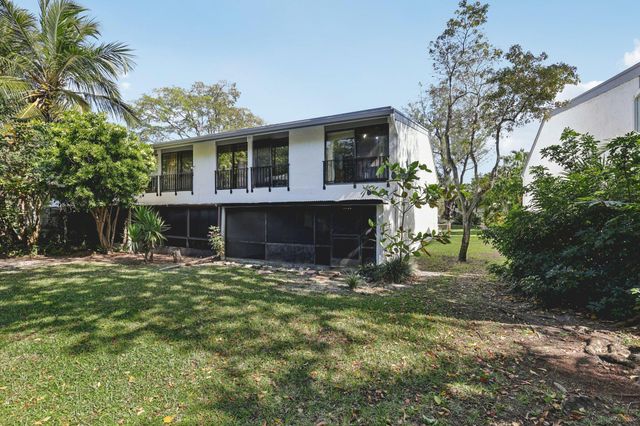 19232 NE 25th Avenue 221b, Miami, FL 33180