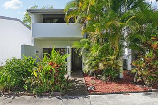 19232 NE 25th Avenue 221b, Miami, FL 33180