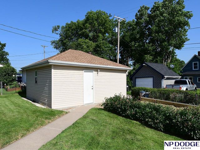 3712 Y Street, Omaha, NE 68107