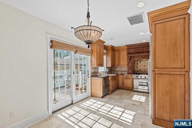 66 Crescent Avenue, Cliffside Park, NJ 07010