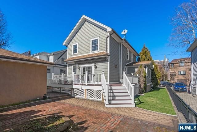 66 Crescent Avenue, Cliffside Park, NJ 07010