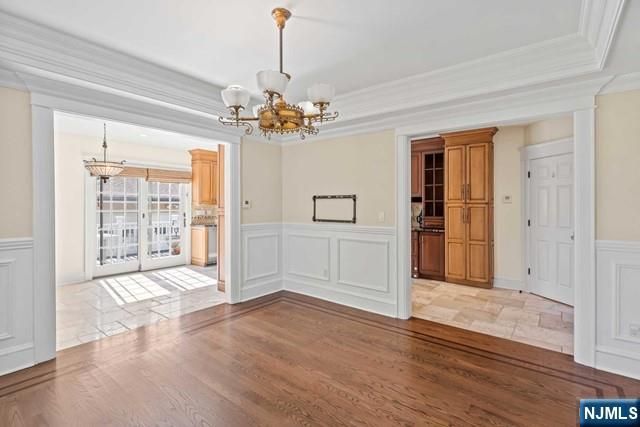 66 Crescent Avenue, Cliffside Park, NJ 07010