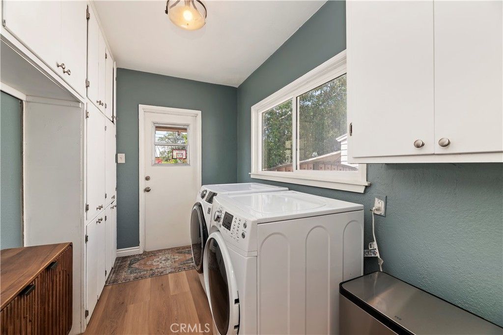 Image 16 of property listing at 1124 S Vicentia, Corona, CA 92882