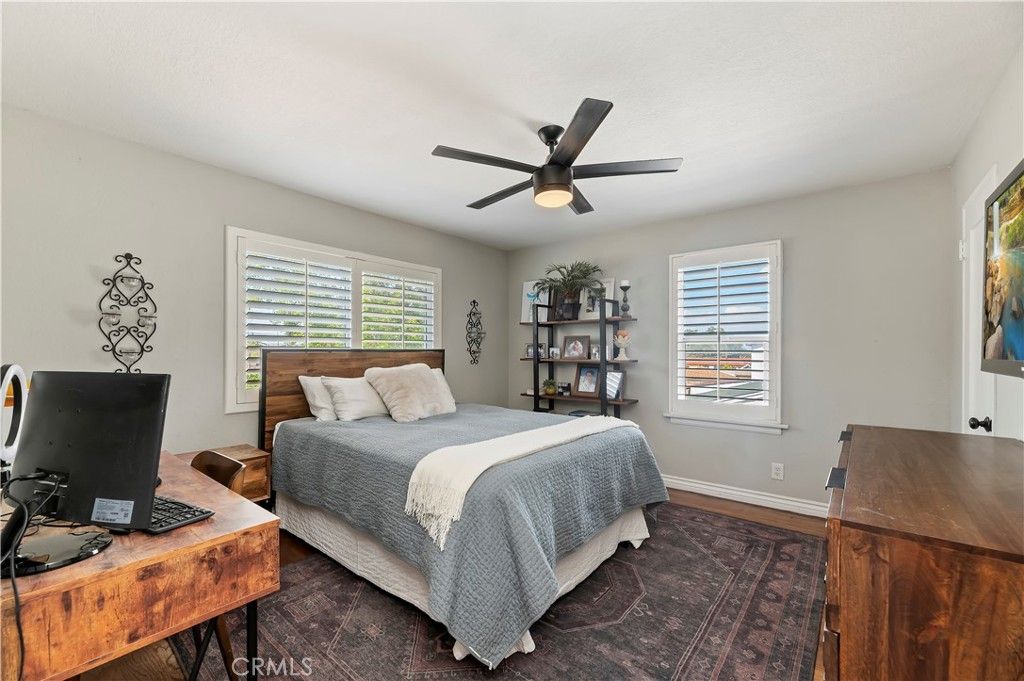 Image 26 of property listing at 1124 S Vicentia, Corona, CA 92882