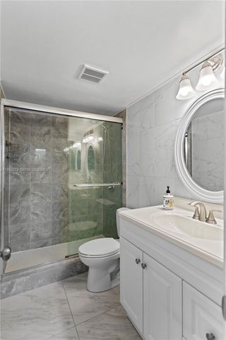 691 S Hollybrook Drive 26105, Pembroke Pines, FL 33025