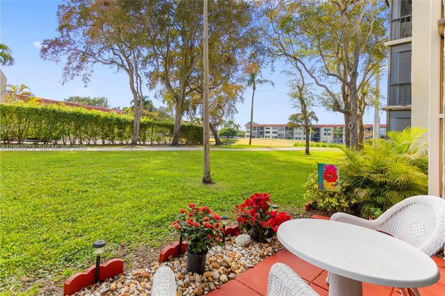 691 S Hollybrook Drive 26105, Pembroke Pines, FL 33025