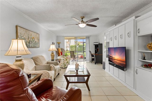 691 S Hollybrook Drive 26105, Pembroke Pines, FL 33025