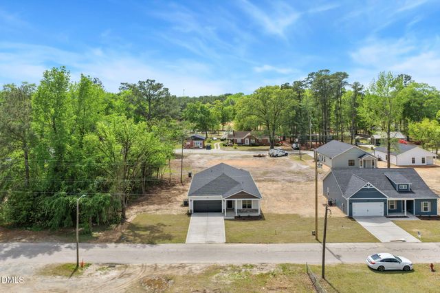 4038 Lofton Street, Wade, NC 28395