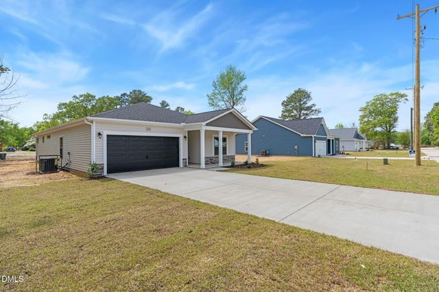 4038 Lofton Street, Wade, NC 28395