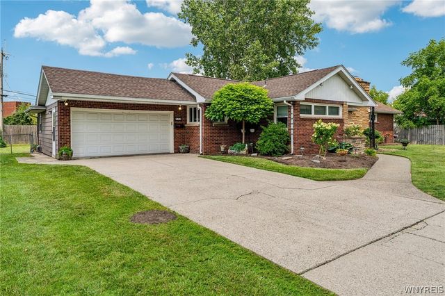 75 Morgan Parkway, Amherst, NY 14221