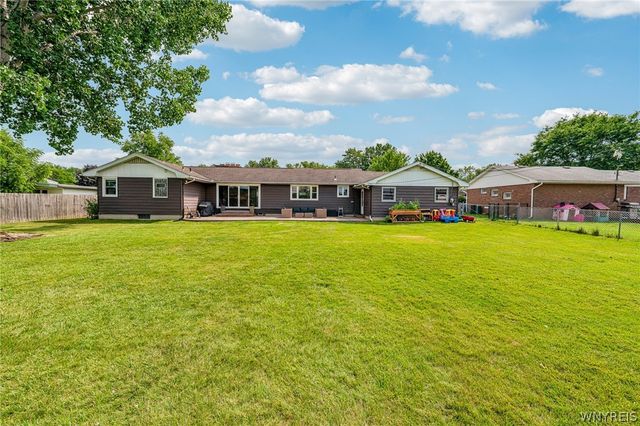75 Morgan Parkway, Amherst, NY 14221