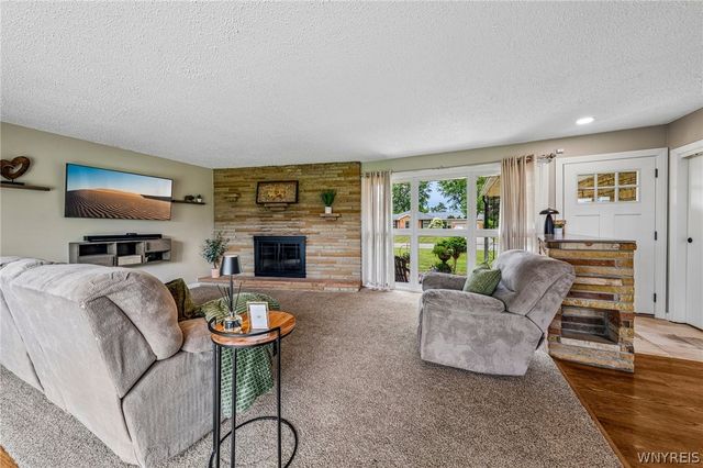 75 Morgan Parkway, Amherst, NY 14221