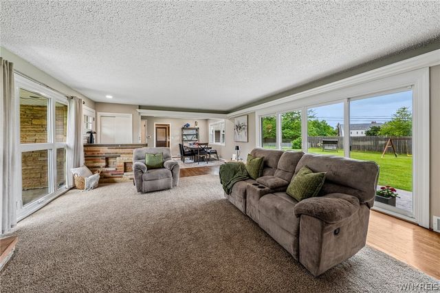 75 Morgan Parkway, Amherst, NY 14221
