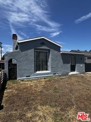 1429 W 94th Place, Los Angeles, CA 90047