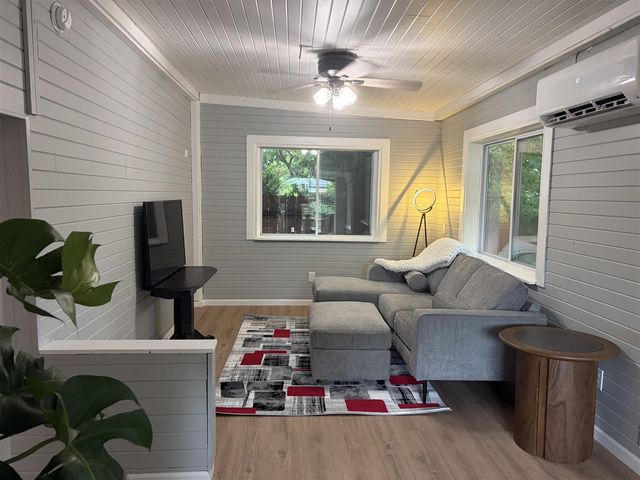 315 Kingsley Avenue, Saint Joseph, MI 49085