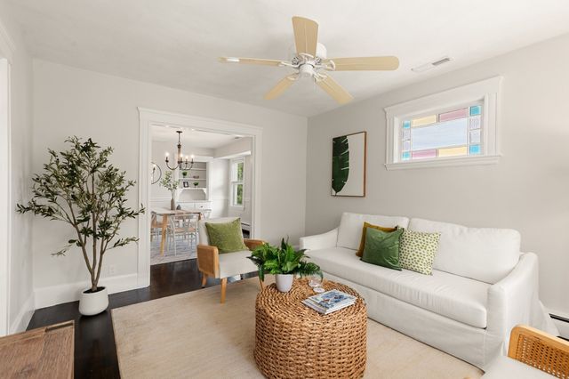 84 Beacon St 84, Arlington, MA 02474