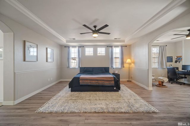 7480 Windswept Loop, Sparks, NV 89436