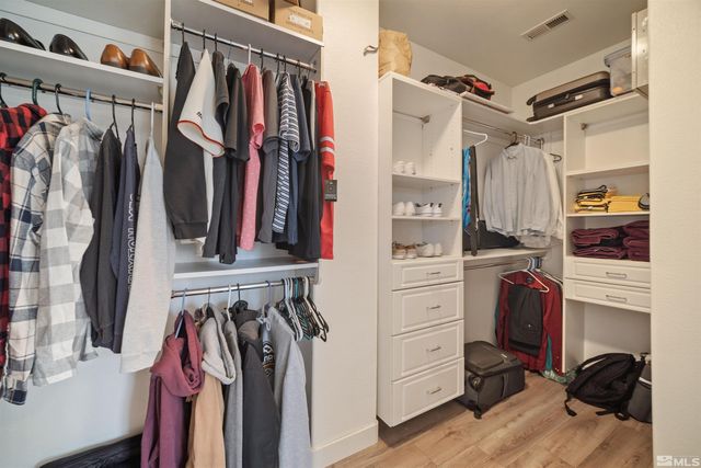 7480 Windswept Loop, Sparks, NV 89436