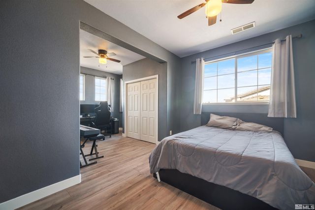 7480 Windswept Loop, Sparks, NV 89436