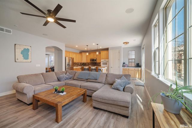 7480 Windswept Loop, Sparks, NV 89436