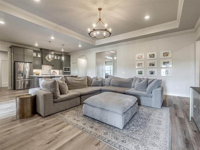 10071 Woodland Way, Edmond, OK 73025