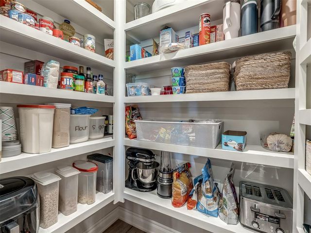 10071 Woodland Way, Edmond, OK 73025