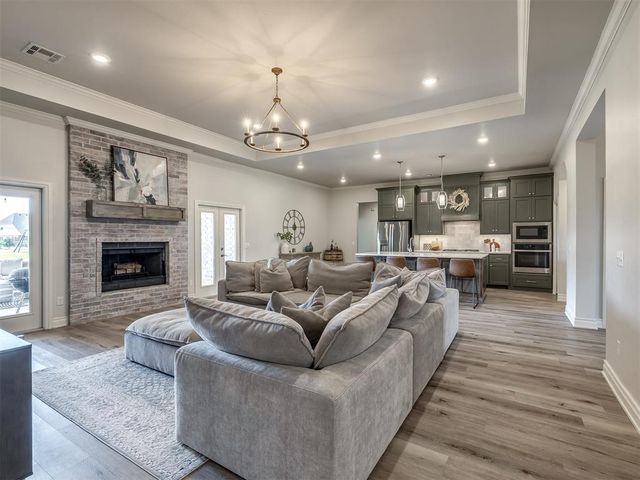 10071 Woodland Way, Edmond, OK 73025