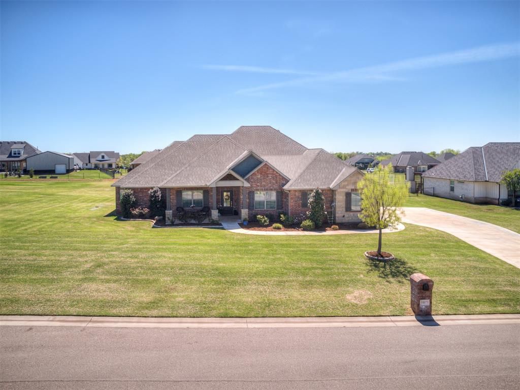 10071 Woodland Way, Edmond, OK 73025
