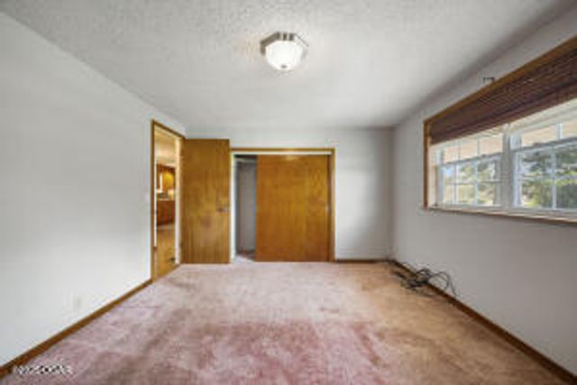 15825 Hammer Road, Neosho, MO 64850