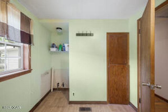 15825 Hammer Road, Neosho, MO 64850