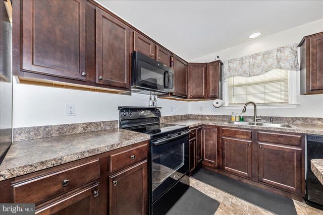 47 CARMODY LN, Martinsburg, WV 25404