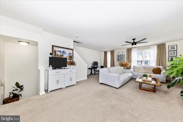 47 CARMODY LN, Martinsburg, WV 25404