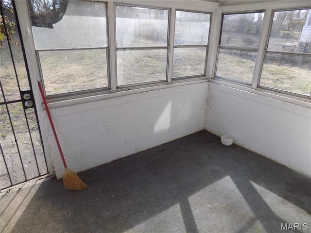 8706 Kendale Drive, Bel Ridge, MO 63121