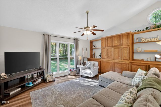 5801 Phillips Landing Drive, Wake Forest, NC 27587